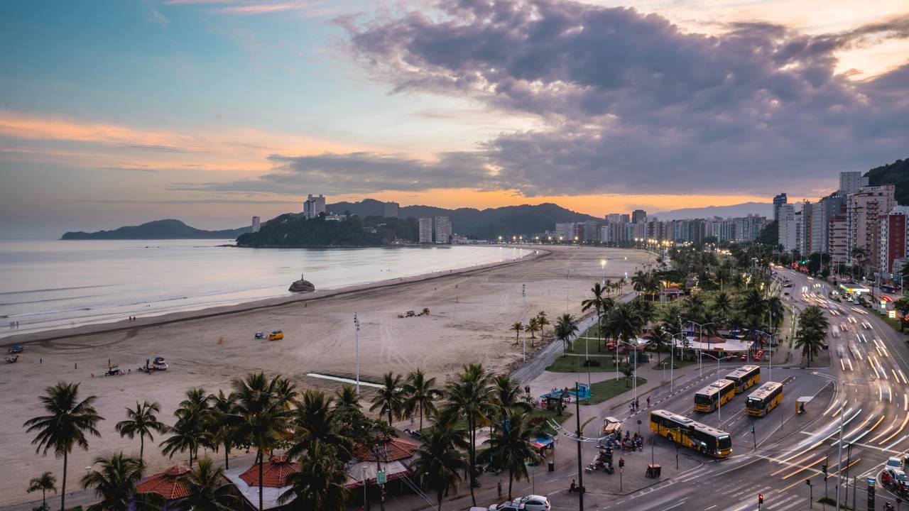 Essa cidade do litoral paulista, fundada em 1532, foi a primeira do Brasil e guarda marcos da colonização portuguesa