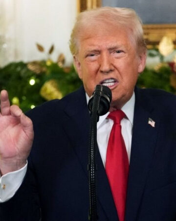 DONALD TRUMP