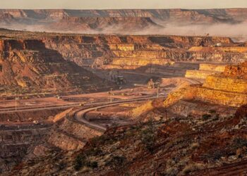 Descoberta de US$ 5,7 trilhões: maior depósito de ferro do mundo é revelado na Austrália