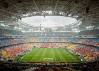 Com a maior cúpula retrátil do mundo e 55 mil assentos, o estádio nacional de Singapura tornou-se o complexo esportivo mais avançado do planeta