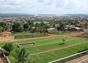 A cidade brasileira na floresta que supera 104 nações em tamanho e se consolida como a 3ª maior do planeta em área territorial