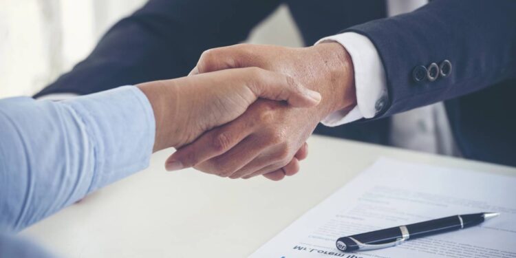 FUSÕES E AQUISIÇÕES