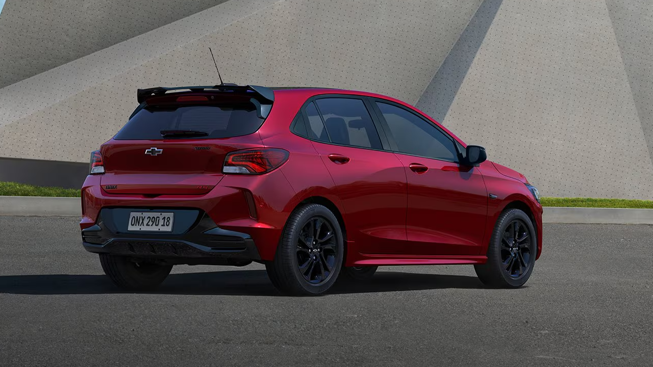 Carro da Chevrolet com motor 1.0 turbo econômico, bom consumo, segurança e visual moderno