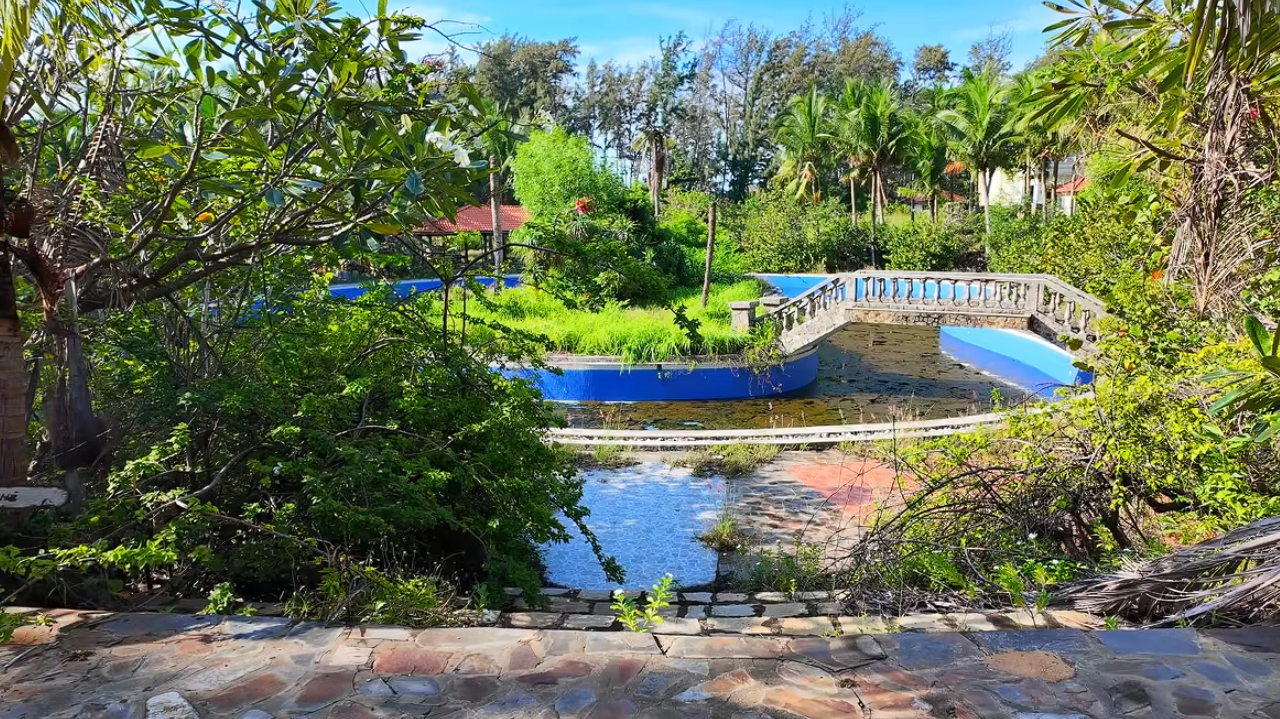 Grupo restaura em 7 dias piscina de resort abandonada avaliada em US$ 1 milhão