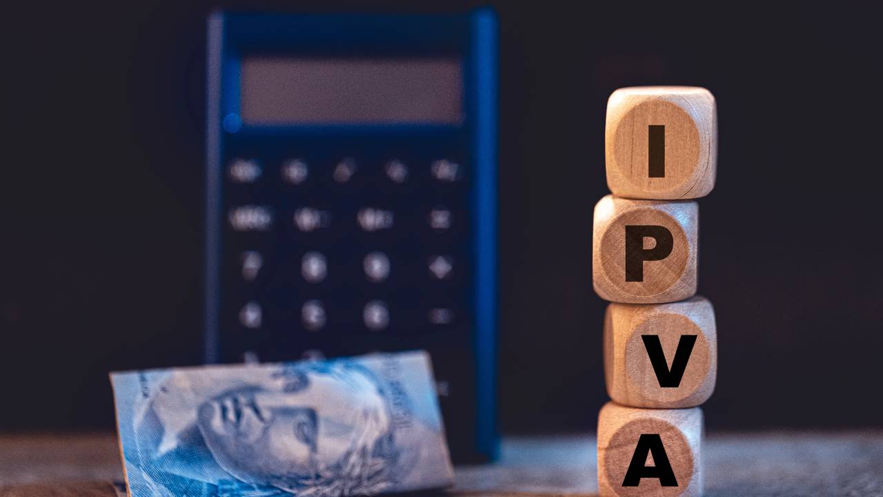 Parcelar ou pagar à vista? Veja como escolher a melhor forma de quitar o IPVA 2026 sem desequilibrar suas finanças