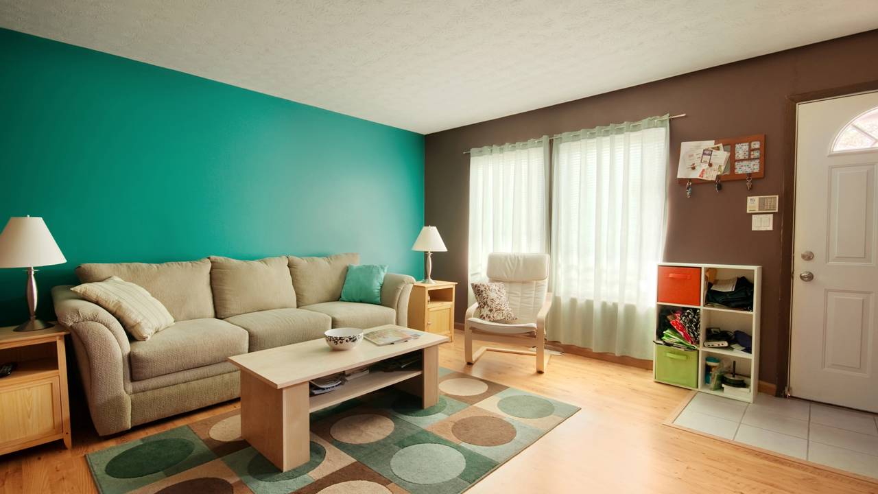 Veja como escolher o tapete ideal para sua sala com dicas de tamanho, material, estilo e manutenção