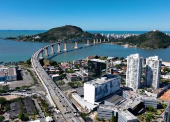Essa capital-ilha mistura praias, história colonial e portos e está entre as melhores em qualidade de vida