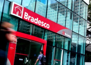 Bradesco cria holding de saúde