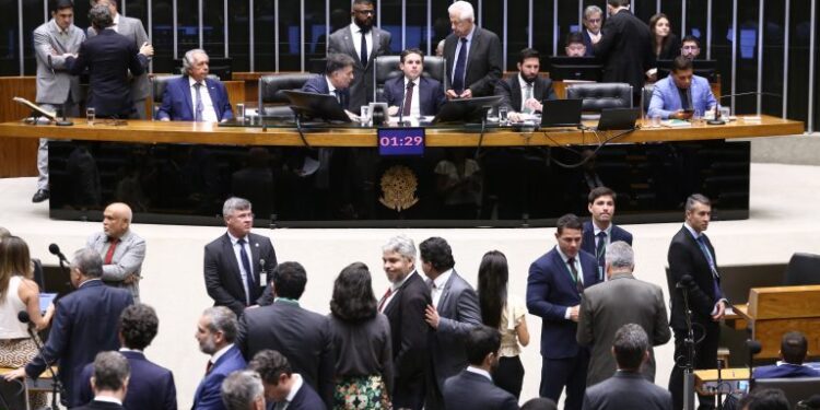 CAMARA APROVA INCENTIVO PARA A INDUSTRIA QUIMICA