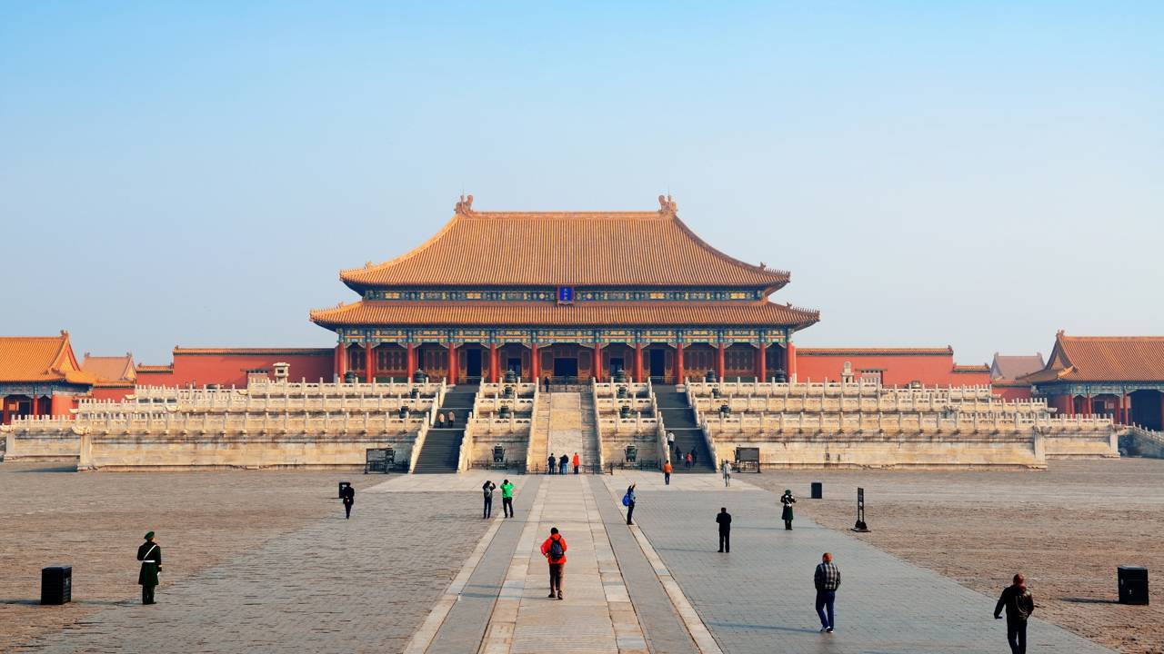 Com 980 edifícios e uma área de 720 mil metros quadrados, o complexo palaciano de 1406 tornou-se o maior do mundo e o coração sagrado da história imperial chinesa