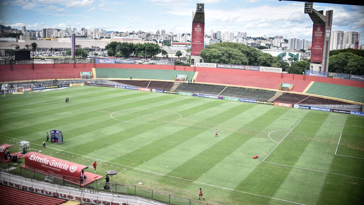 Com capacidade para 21 mil pessoas e inaugurado em 1972, o estádio do Canindé virou a casa da Portuguesa e um marco do futebol paulista