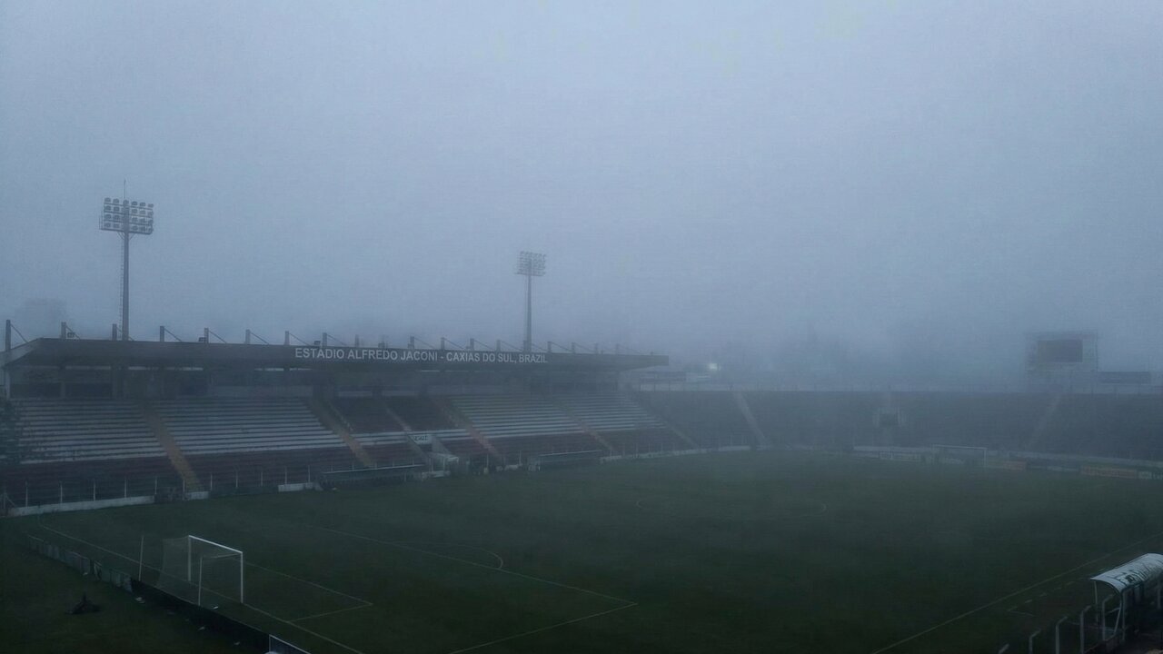 Com capacidade para 18.271 pessoas e inaugurado em 1975, o estádio Alfredo Jaconi tornou-se a fortaleza do Juventude no interior do Rio Grande do Sul