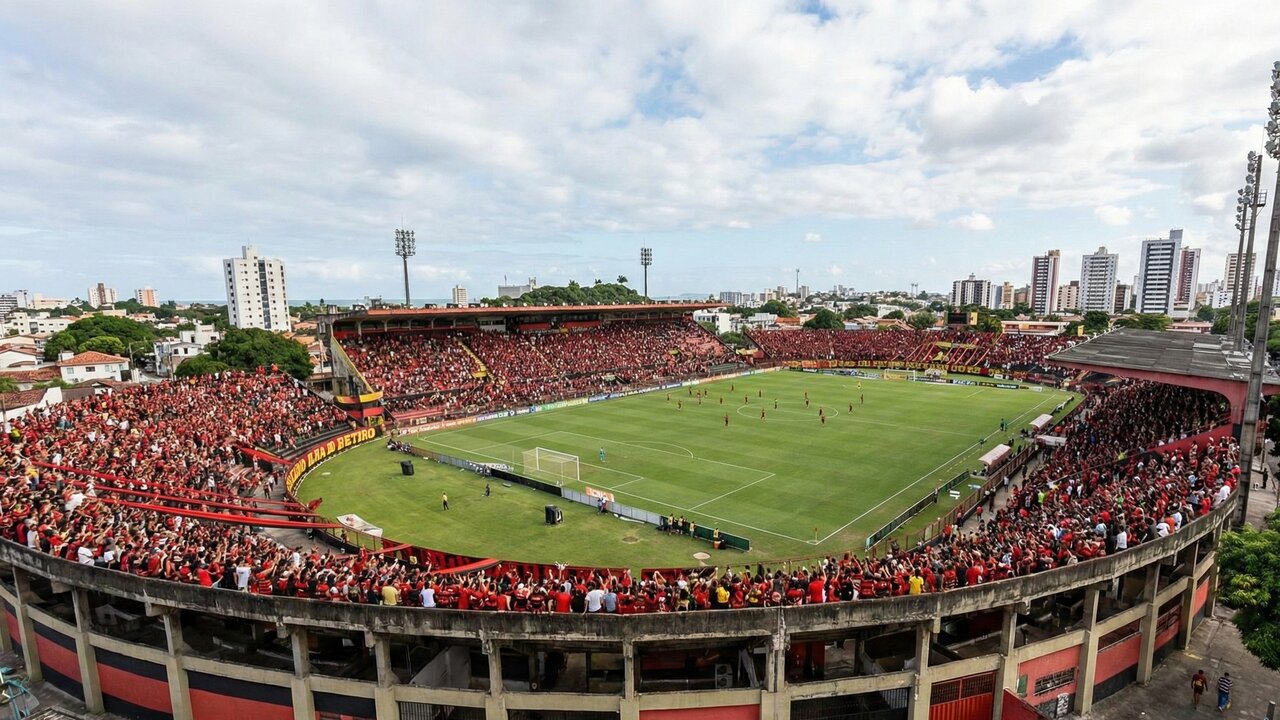 Com capacidade para 26.418 pessoas e inaugurado em 1937, o estádio Adelmar da Costa Carvalho tornou-se a histórica casa do Sport e o orgulho de PE