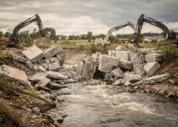 Fim da barreira de 1975, Estônia derruba muralha de concreto, libera 3.000 km de rios e traz o salmão de volta