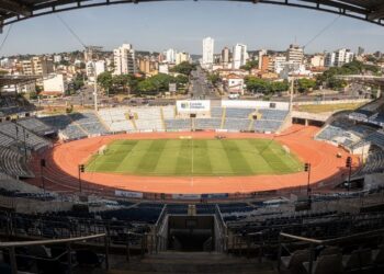 Com capacidade para 13.500 pessoas e inaugurado em 1941, o Estádio Olímpico de Goiânia tornou-se o marco esportivo e cultural mais antigo de Goiás