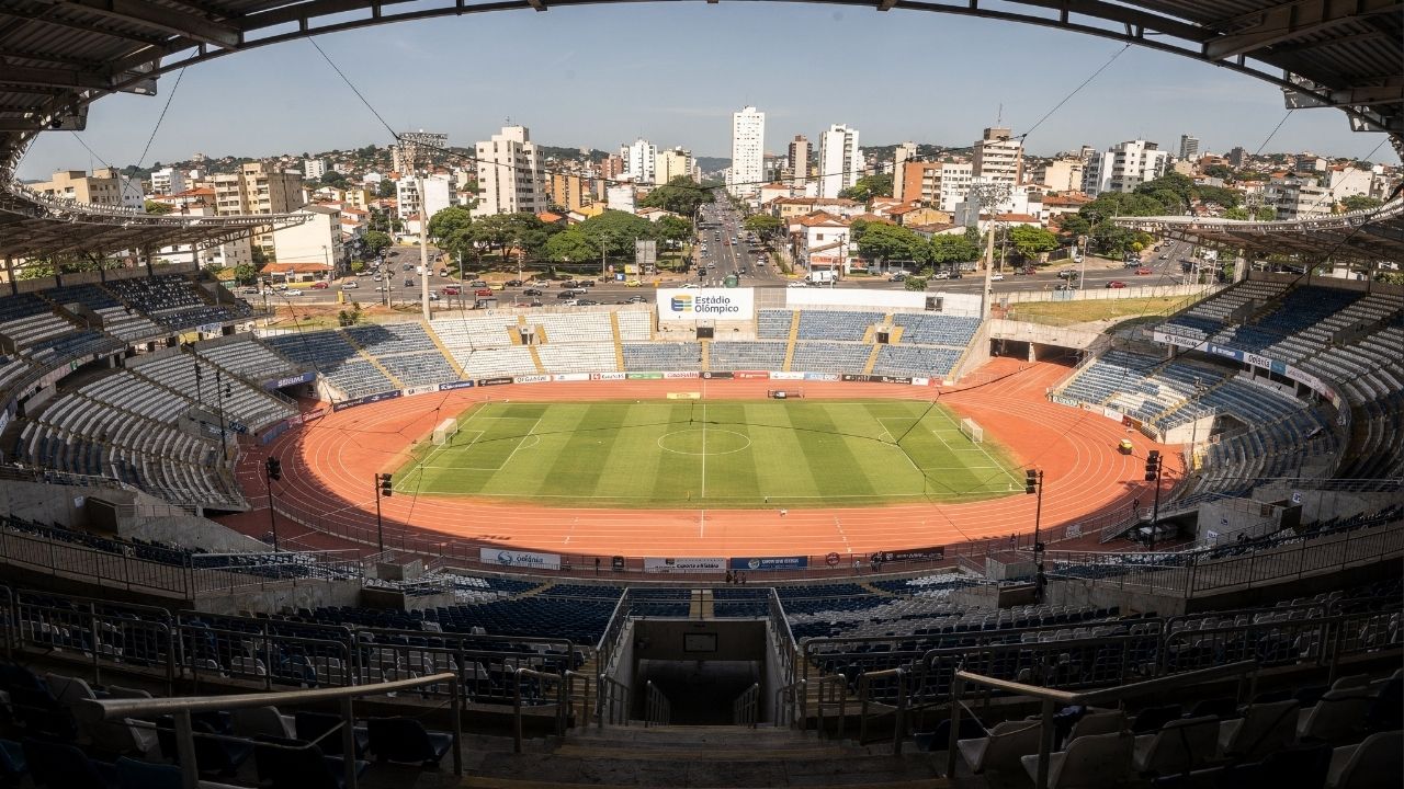 Com capacidade para 13.500 pessoas e inaugurado em 1941, o Estádio Olímpico de Goiânia tornou-se o marco esportivo e cultural mais antigo de Goiás