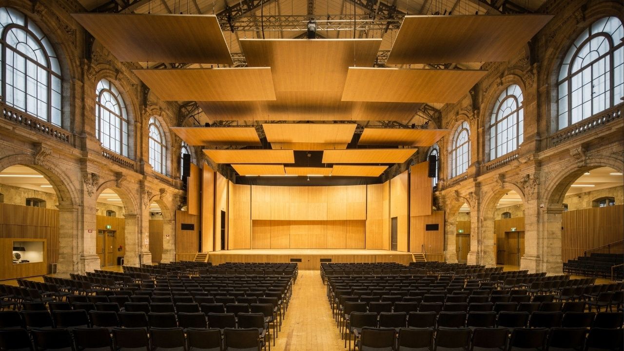Instalada na antiga estação de 1938 e com forro móvel, a Sala São Paulo tornou-se a melhor arena de concertos e um marco da engenharia acústica