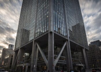 No coração de Nova York, um arranha-céu inovador escondia um erro de cálculo que poderia fazê-lo desabar com ventos de 110 km/h