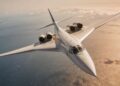 Com velocidade de 2.100 km/h e voos de teste confirmados para 2026, o novo jato supersônico Boom Overture virou a maior promessa da aviação ao garantir viagens de Nova York a Londres em apenas 3 horas e meia