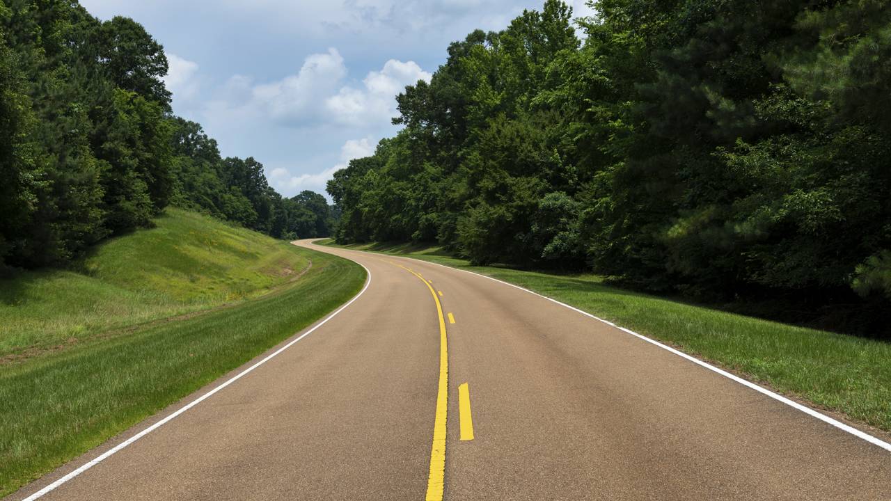 Rodovia nos Estados Unidos ganha fama por sua história, pois seus 715 km de extensão seguem uma trilha milenar sem semáforos ou tráfego comercial