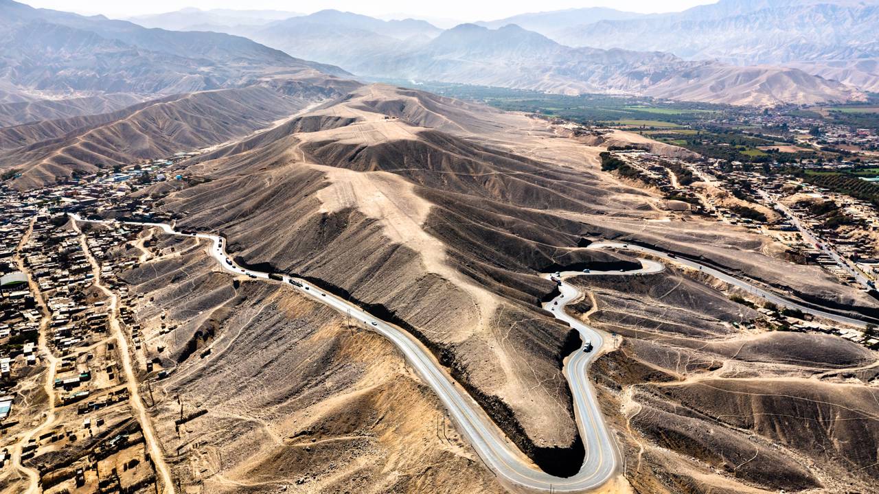 Com 30.000 km de extensão e cruzando 14 países, a Rodovia Pan-Americana virou a rede de estradas mais longa e diversa de todo o planeta