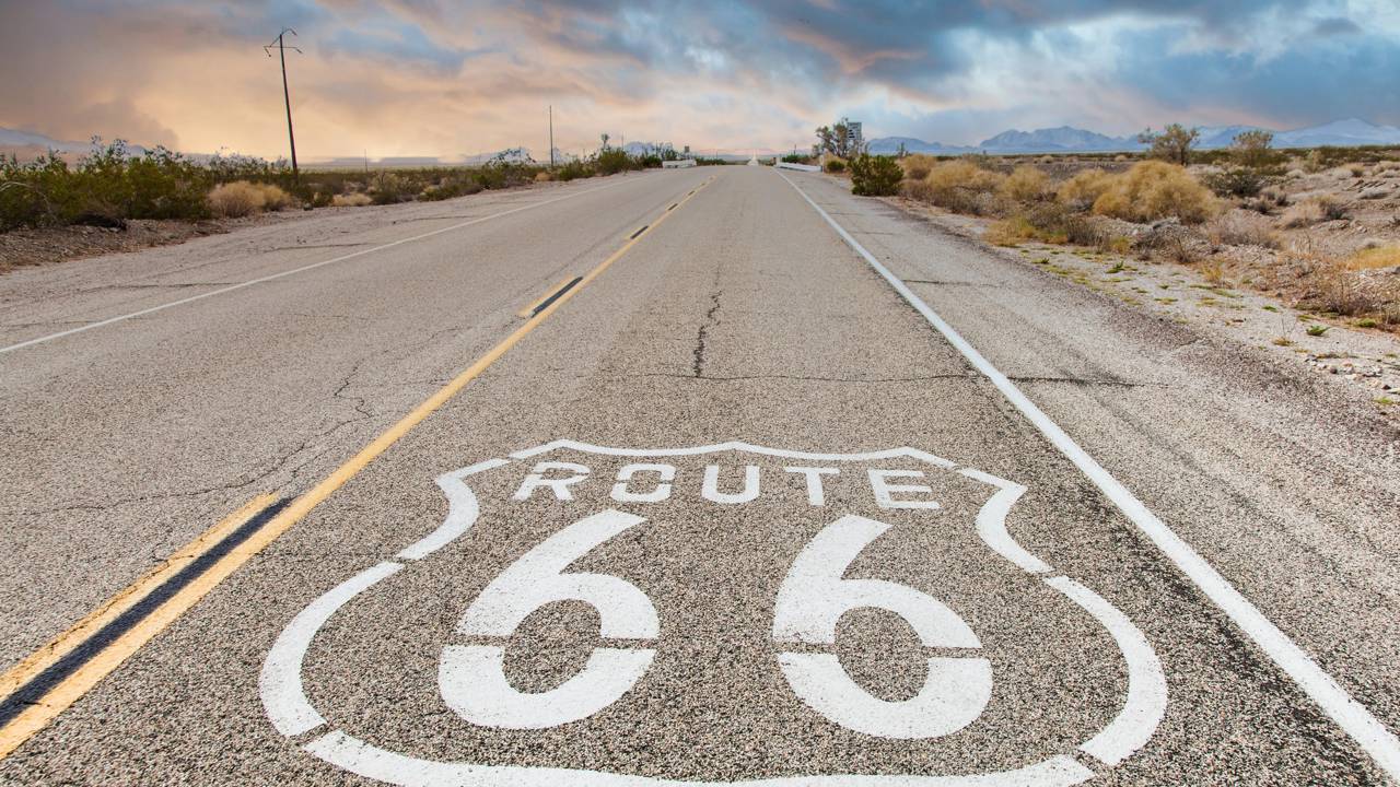 Rodovia nos Estados Unidos ganha fama por seus 3.940 km de extensão, pois o trajeto de 1926 cruzando 8 estados virou a maior lenda do asfalto americano