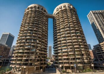 Com suas torres circulares em formato de espiga de milho e 65 andares, o complexo de 1964 virou o maior marco da arquitetura moderna em Chicago