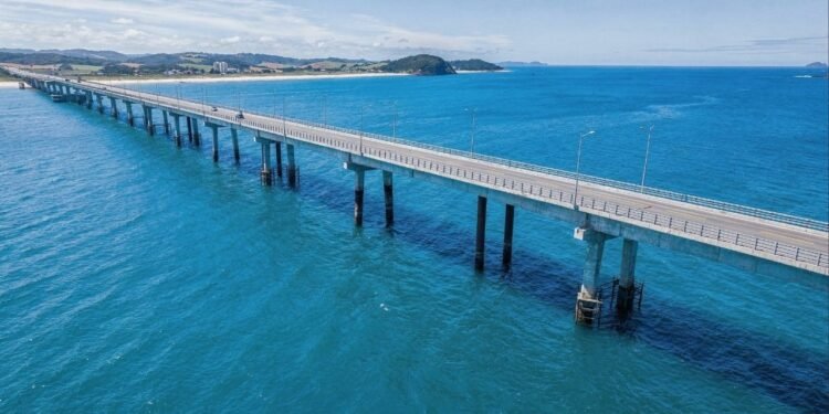 Com 1.244 metros de extensão, Ponte de Guaratuba supera entraves legais e acelera ritmo da construção