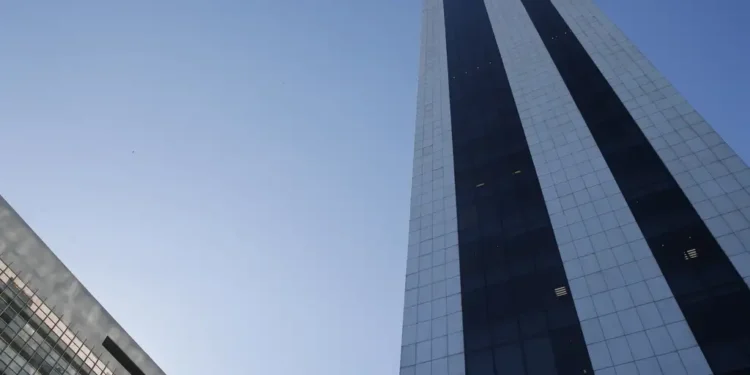 Torre Oscar Niemeyer, no Rio de Janeiro, onde funciona a sede da Vale (Foto:
Fernando Frazão/Agência Brasil)