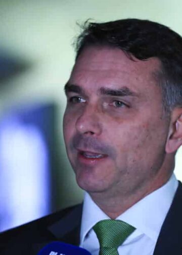 Brasília (DF), 16/09//2025 - Senador, Flávio Bolsonaro durante entrevista. Foto: Lula Marques/Agência Brasil