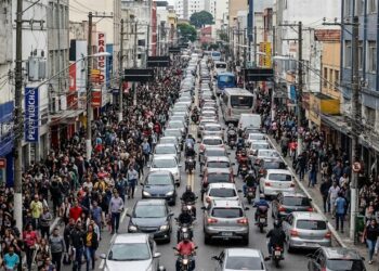 A cidade mais densa do Brasil: 13 mil pessoas por km² espremidas em apenas 20 km² (imagem ilustrativa)