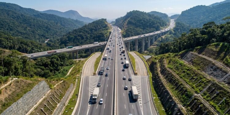 Obra de R$ 1,5 bilhão na Serra das Araras amplia capacidade e melhora segurança viária
