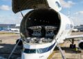 Com design bizarro parecido com uma baleia e 63 metros de comprimento, o avião cargueiro mais diferente da atualidade carrega duas asas gigantes na “testa”