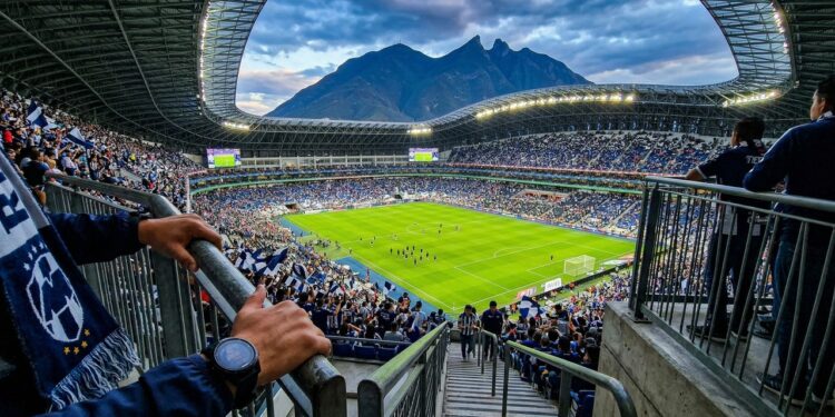 Com seu design de aço e capacidade para 51 mil torcedores, o estádio BBVA de 2015 tornou-se a arena mais moderna e luxuosa de todo o México