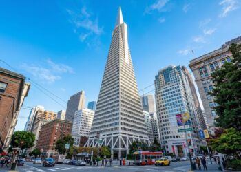 Com 260 metros de altura e formato piramidal, a Transamerica Pyramid, de 1972, virou o arranha-céu mais icônico do horizonte de São Francisco