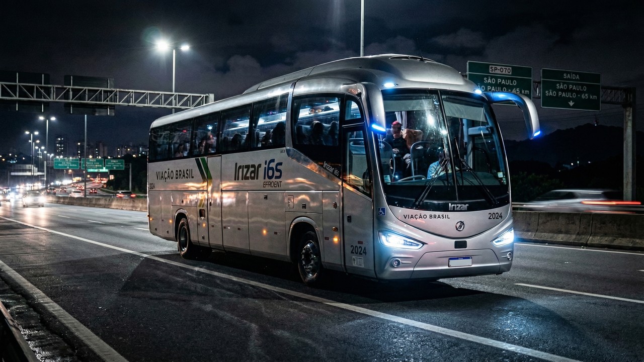 Sem espelhos retrovisores o tecnológico Irizar i6S Efficient usa câmeras de alta resolução e diminui o consumo de diesel em 13% durante viagens internacionais de longa distância
