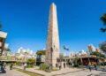 Com 38 metros de altura e revestido de granito, o monumento de 1953 tornou-se o símbolo do centenário da emancipação política do estado do Paraná