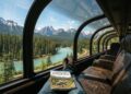 Esse trem canadense tem teto de vidro e atravessa as montanhas mais bonitas da América do Norte durante o dia