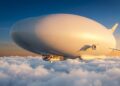O resultado é o Airlander 10, a maior aeronave do mundo em comprimento, desenvolvida pela britânica Hybrid Air Vehicles (HAV) e aprovada pelas autoridades de aviação europeia e britânica para operação comercial