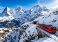 O trem que atravessa montanhas por dentro e chega a mais de 3 mil metros de altitude na Europa