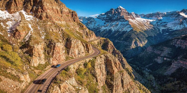 Rodovia no Colorado ganha fama por seus picos de 3.300 metros, pois o trajeto de 370 km serpenteia as montanhas de San Juan e virou a rota mais bela dos EUA