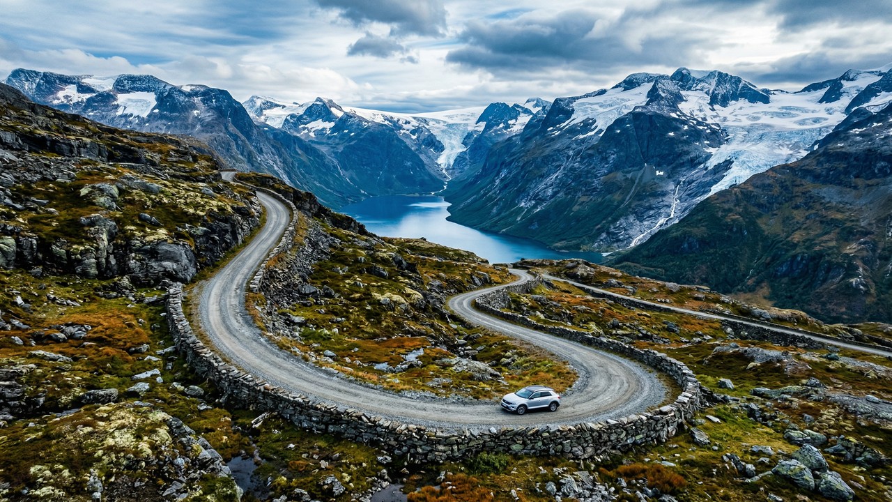 Estrada na Noruega ganha fama por suas pedras de 1894, pois o trajeto de 27 km cruza os Alpes Nórdicos em altitudes de até 1.139 metros