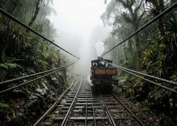 A obra-prima da engenharia esquecida: como o trem construído há 150 anos vencia uma muralha de 800 metros de altura no meio da selva