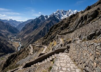 Cruzando montanhas a mais de 6 mil metros de altitude, a monumental rede de estradas de 30 mil quilômetros conectava um vasto império de pedra há cerca de 600 anos