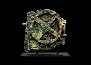 Calculando eclipses solares com 37 engrenagens de bronze precisas, o misterioso artefato grego de 2 mil anos é considerado o primeiro computador da história