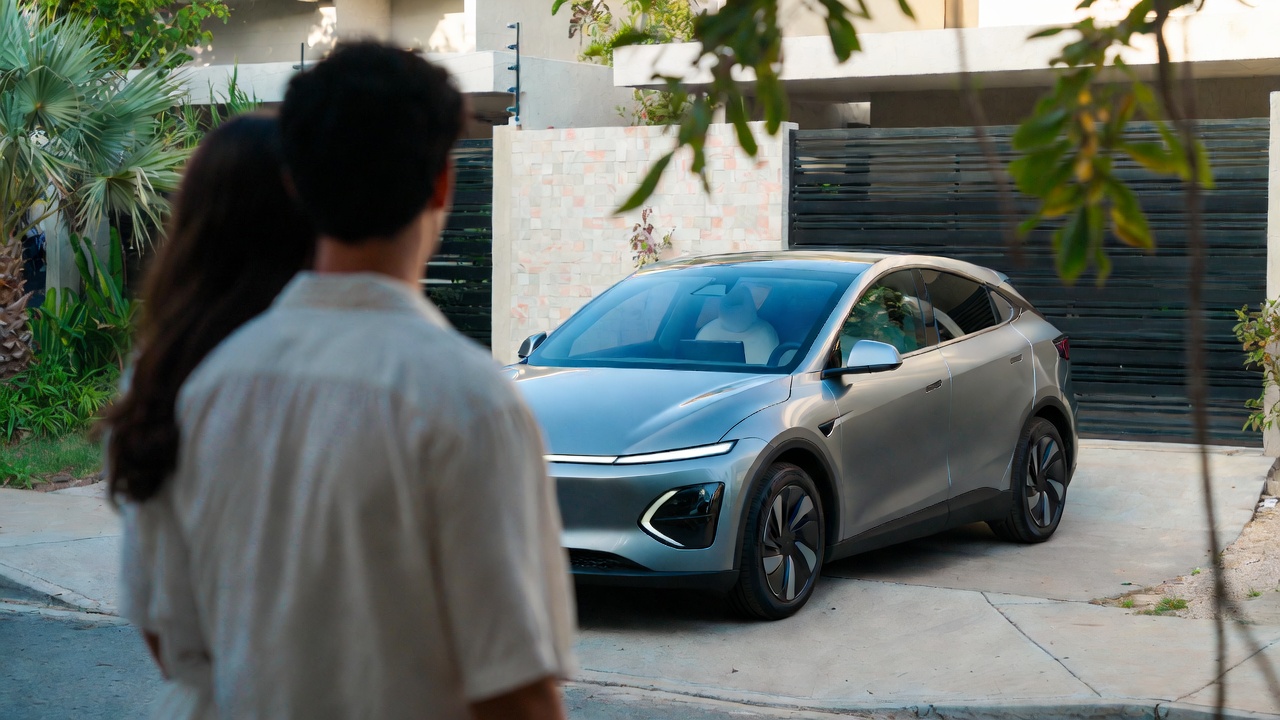 O modelo elétrico da BYD, que custa cerca de 120 mil reais e já domina o mercado nacional, fez montadoras gigantes desistirem da briga por carros populares elétricos no Brasil