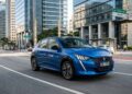 Peugeot 208 Turbo combina agilidade urbana com alta eficiência do motor Stellantis