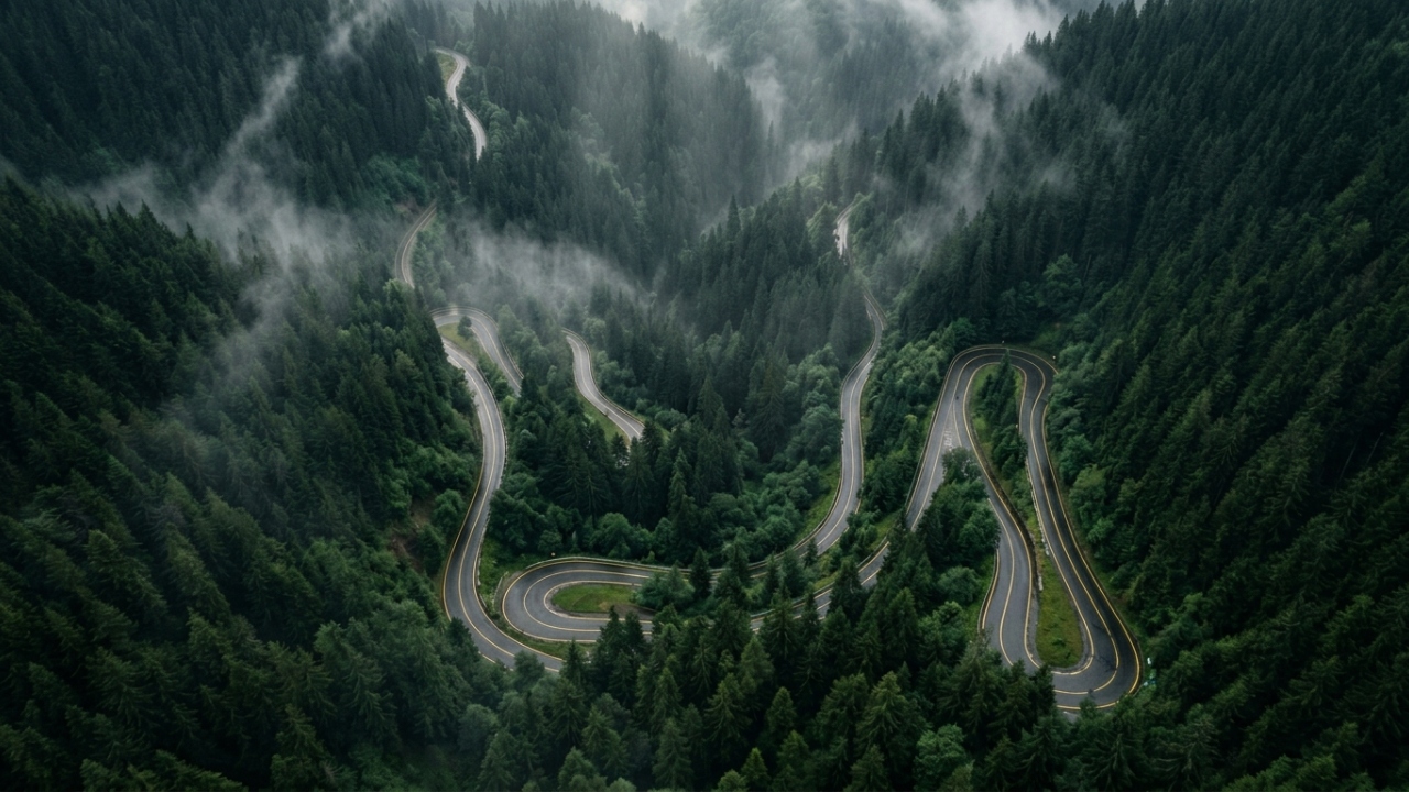 Estrada na Romênia ganha fama por sua altitude, pois o trajeto de 1.416 metros une a Transilvânia à Moldávia, sendo a passagem mais alta dos Cárpatos