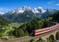 A rota ferroviária que especialistas apontam como a mais bonita da Europa atravessa os Alpes