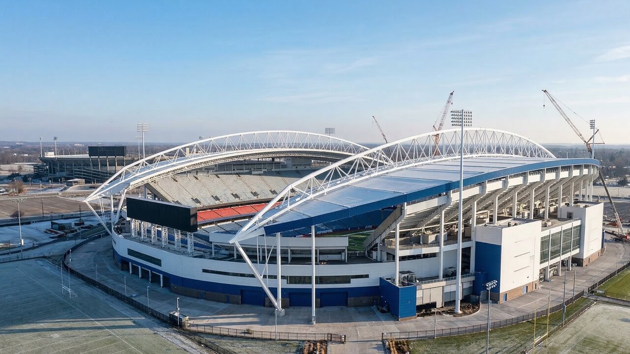 Com custo de US$ 1,7 bilhão e 62 mil lugares, o novo estádio do Buffalo Bills terá 65% dos assentos cobertos, protegendo os fãs do frio extremo